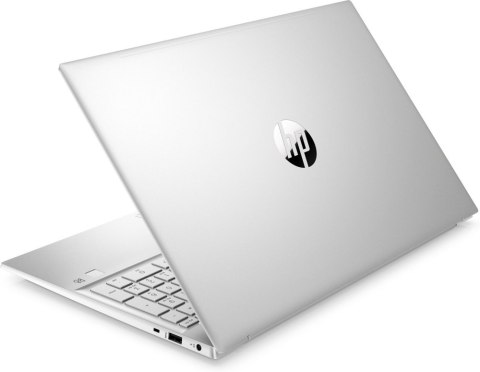 HP Pavilion 15-eh1318nw (15.6"/R7 5700U/12GB/SSD512GB/W11H/Srebrny)